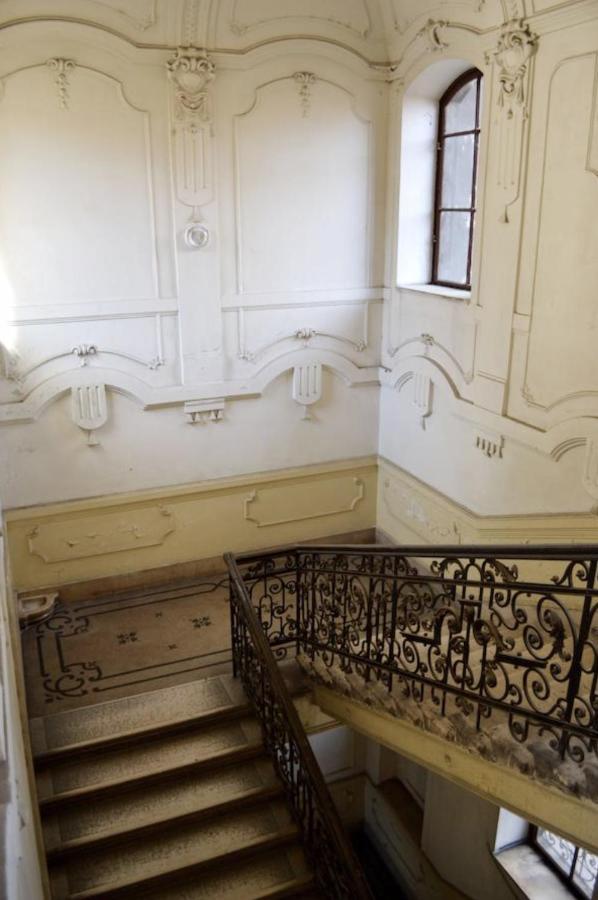 A10 Alkotmany B Apartment Budapest Extérieur photo